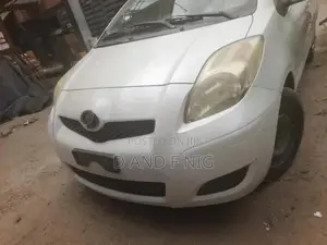 Toyota Yaris 1.3 VVT-i Automatic 2008 White