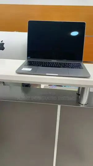 Laptop Apple MacBook Pro 2018 16GB Intel Core i7 SSD 1T