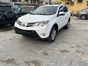 Toyota RAV4 2015 White