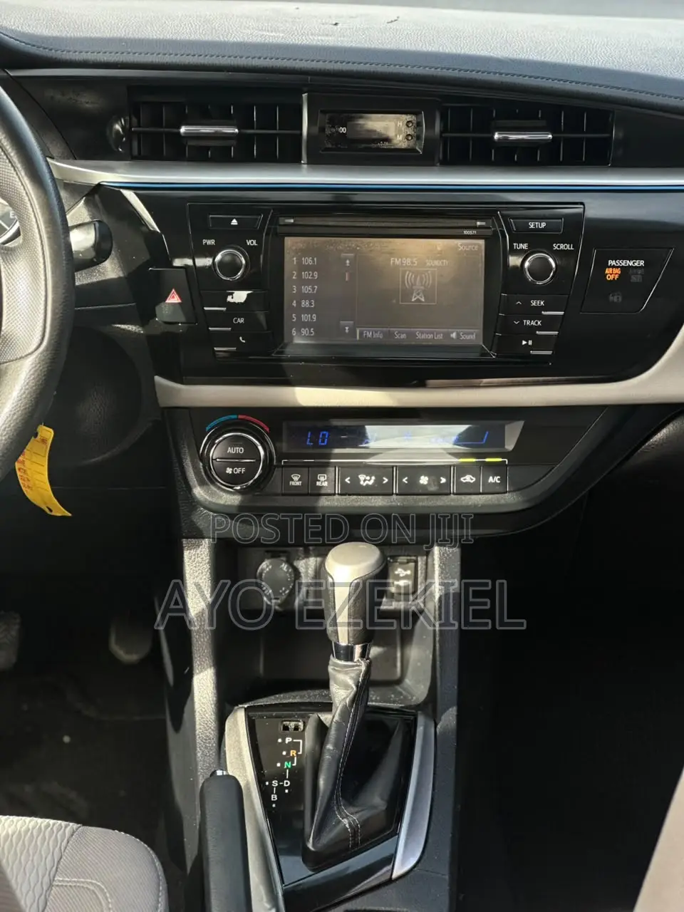 Toyota Corolla 2017 Black