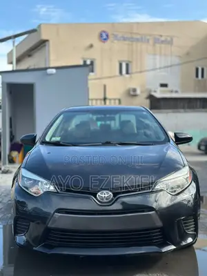 Toyota Corolla 2016 Black