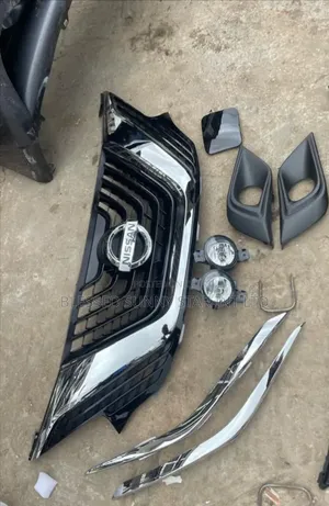 Front Grille Nissan Murano 2016