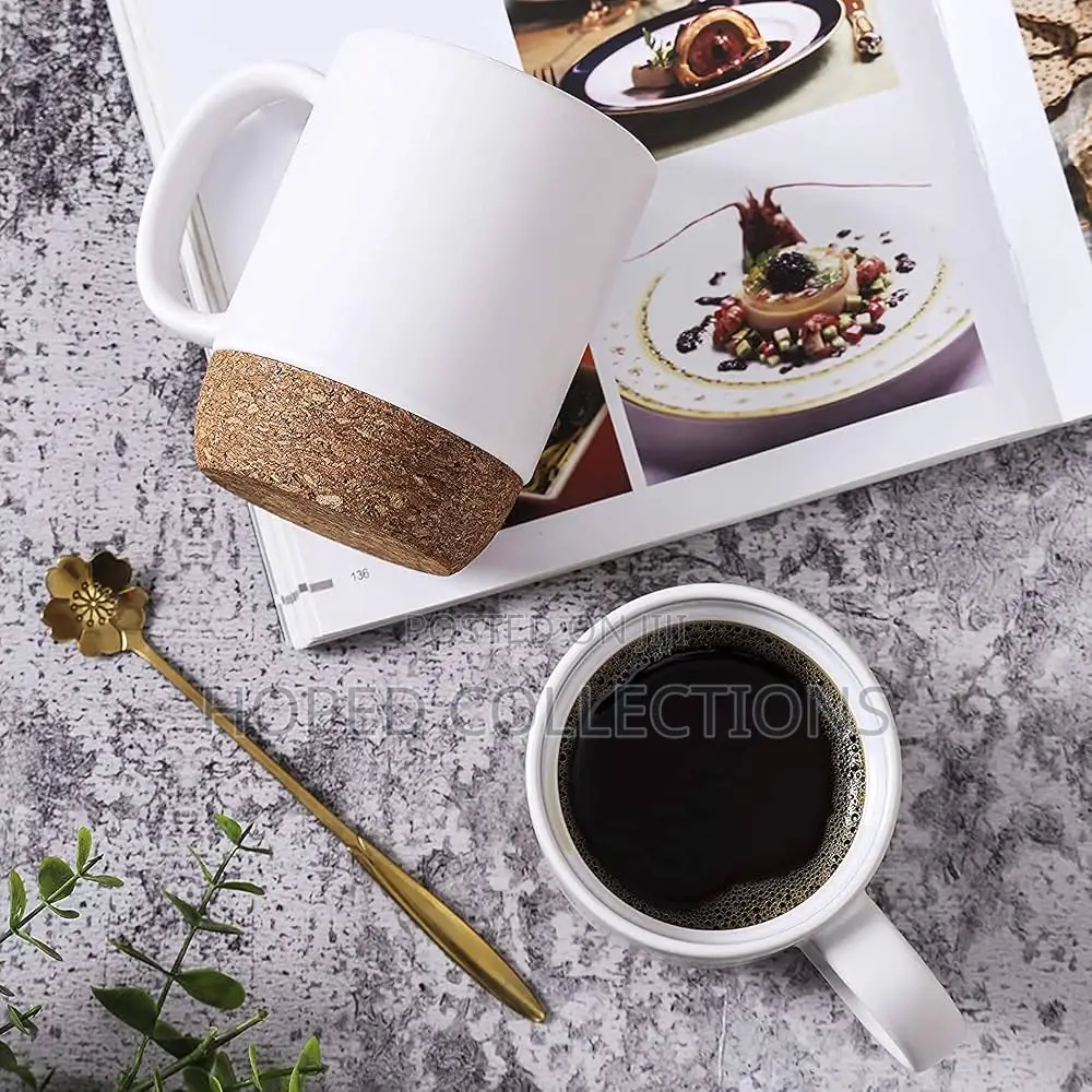 Cork-Base Mug With Cover