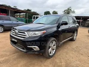 Toyota Highlander 2012 Black