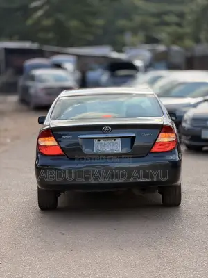 Toyota Camry LE 4dr Sedan (2.4L 4cyl 4A) 2004 Green