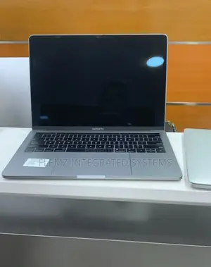 Laptop Apple MacBook Pro 2018 16GB Intel Core i7 SSD 512GB