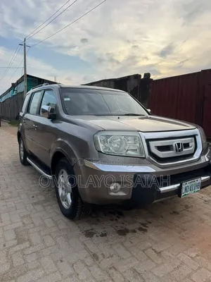 Honda Pilot 2012 Gold