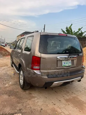 Honda Pilot 2012 Gold