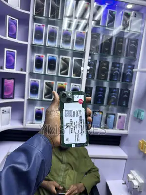 Apple iPhone 13 128 GB Green