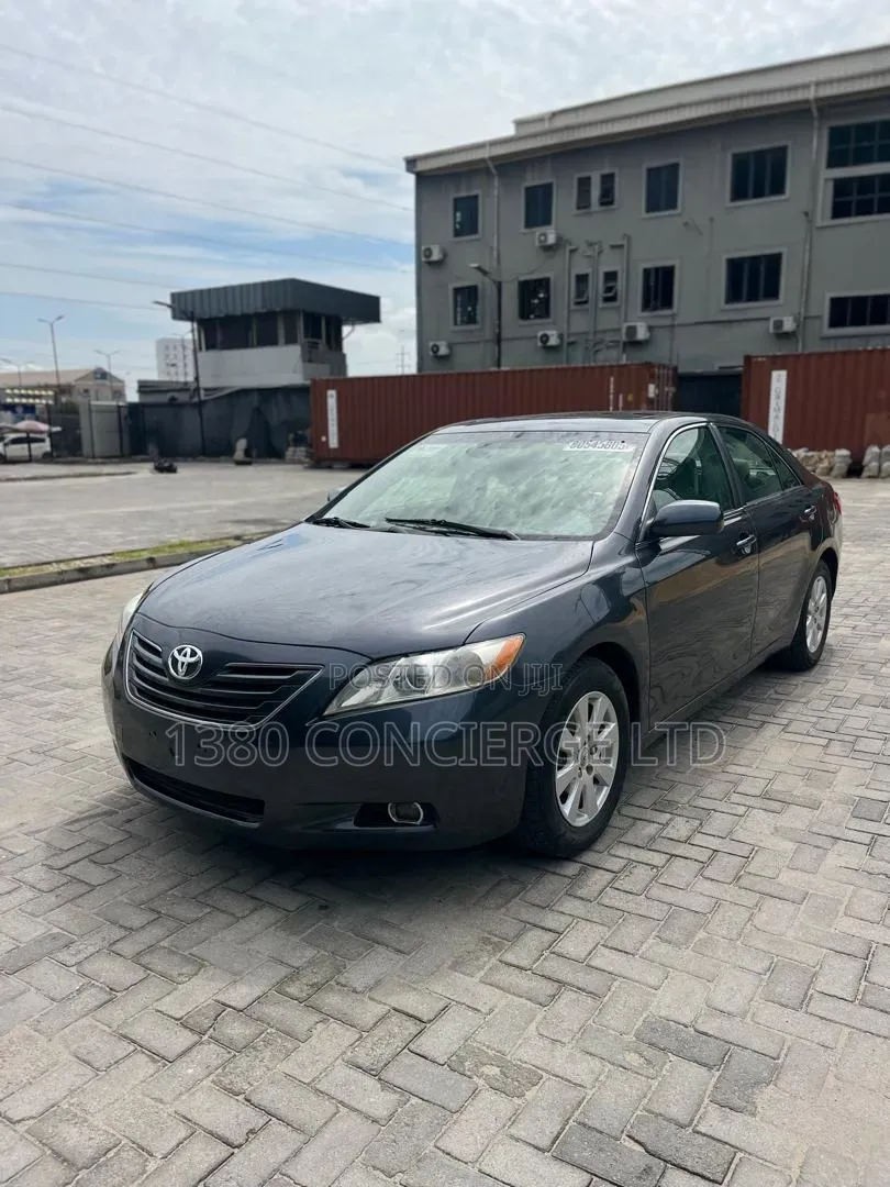 Toyota Camry 2007 Gray