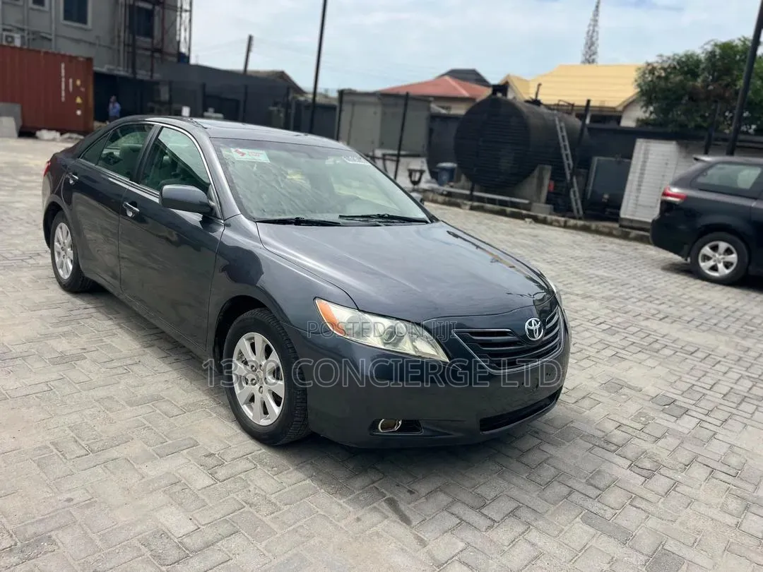 Toyota Camry 2007 Gray