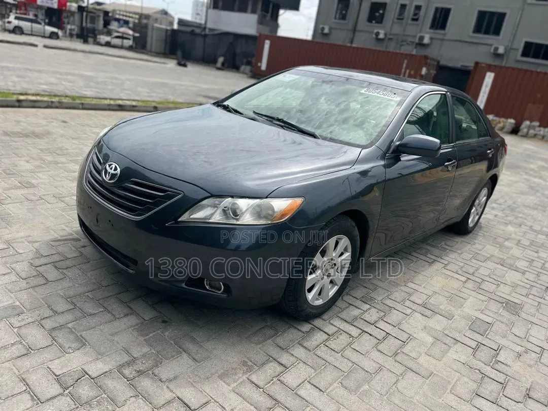 Toyota Camry 2007 Gray