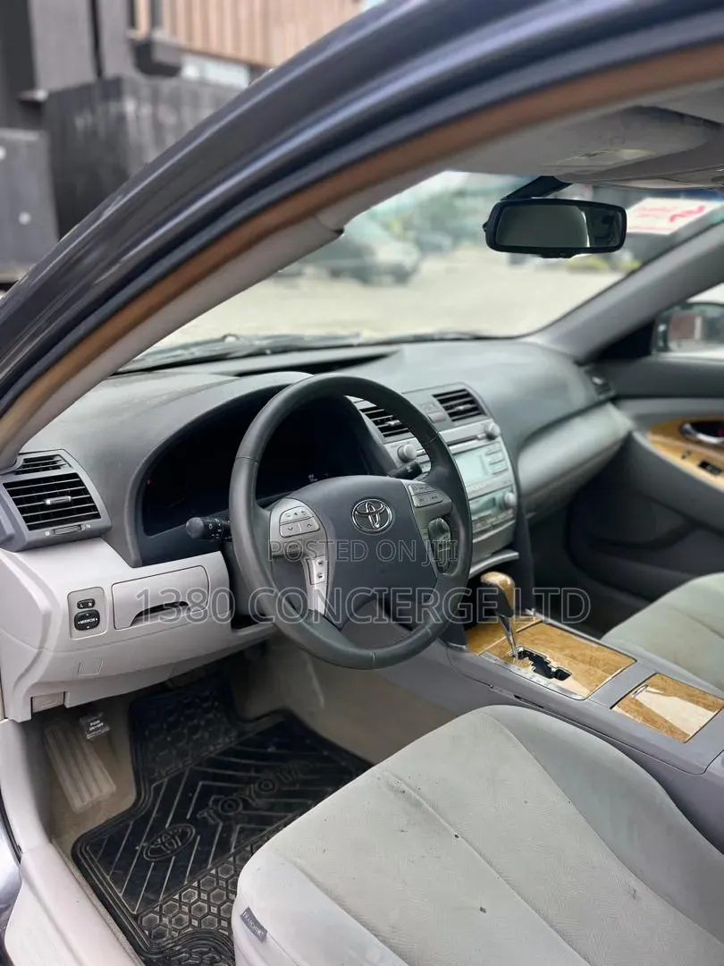 Toyota Camry 2007 Gray