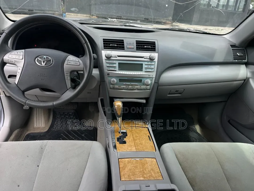 Toyota Camry 2007 Gray