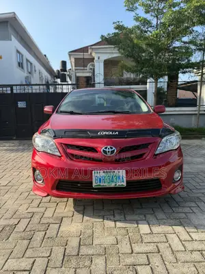 Toyota Corolla S 4dr Sedan (1.8L 4cyl 4A) 2012 Red