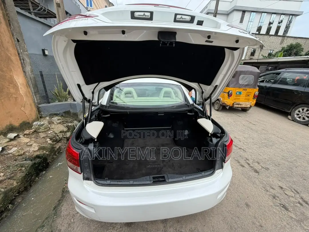 Lexus IS 250c 2013 White