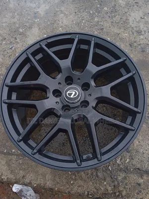 19 Inch Rim All Black Lexus