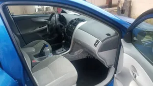 Toyota Corolla 2010 Blue