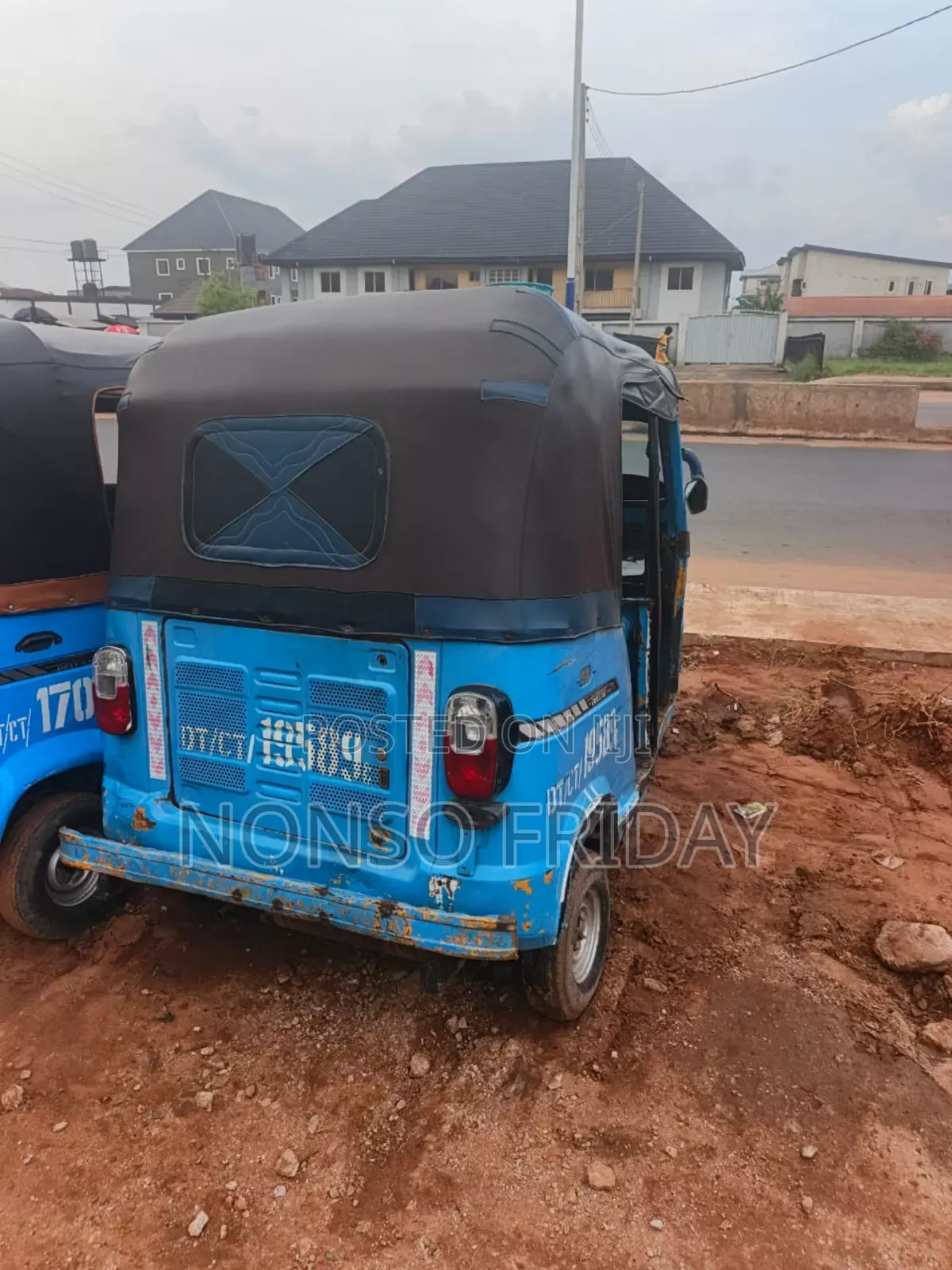 TVS HLX Plus ES 2019 Blue