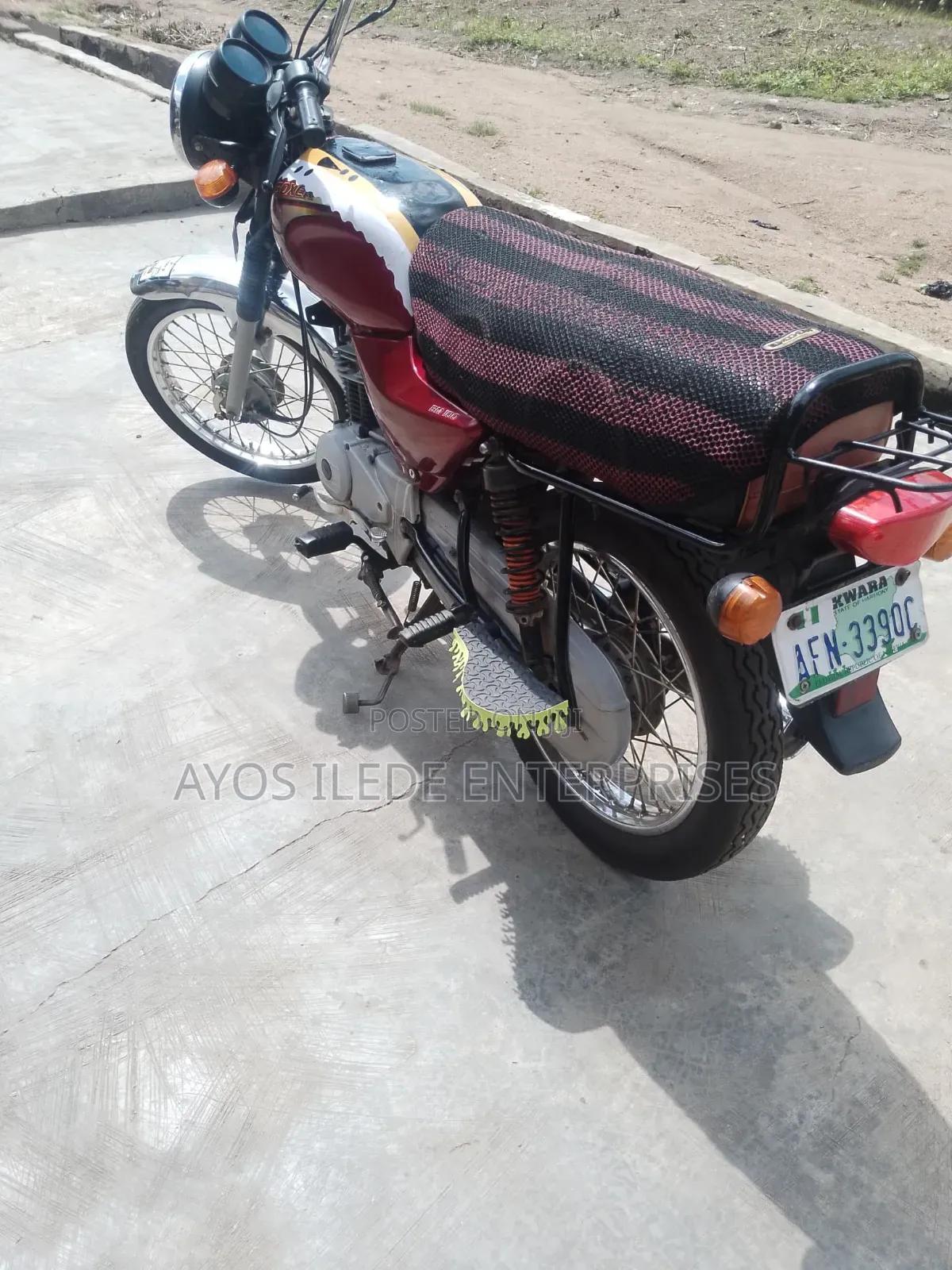 Bajaj Boxer 2023 Red