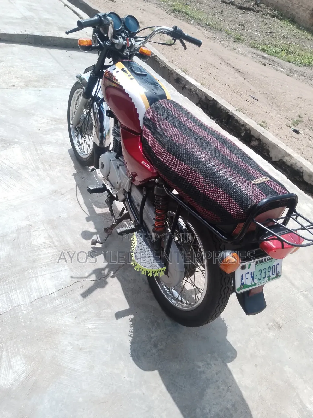 Bajaj Boxer 2023 Red