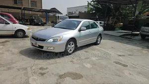 Honda Accord Automatic 2004 Silver