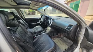 Honda Accord Automatic 2004 Silver