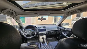 Honda Accord Automatic 2004 Silver
