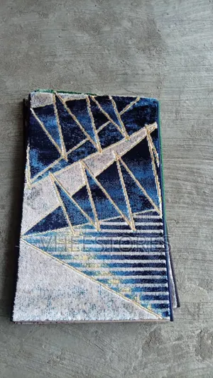 Small Rugs / Bedroom Rug