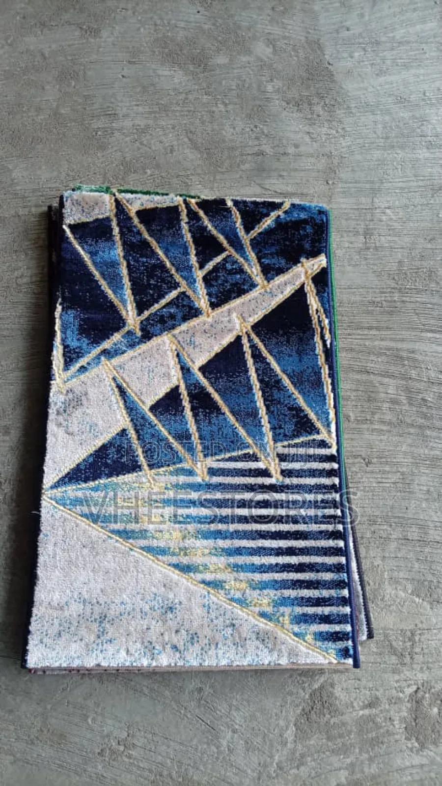 Small Rugs / Bedroom Rug