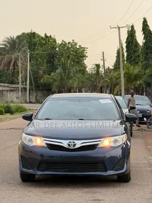 Toyota Camry 2014 Blue