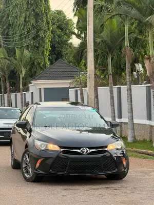 Toyota Camry 2016 Black