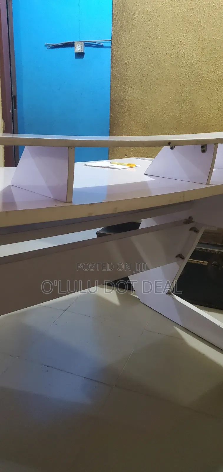 Studio Table, Excellent Condition