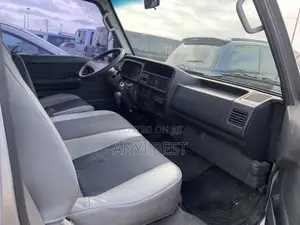 Ford Tourneo 2000 Silver
