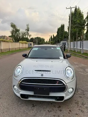 Mini Cooper 2015 White