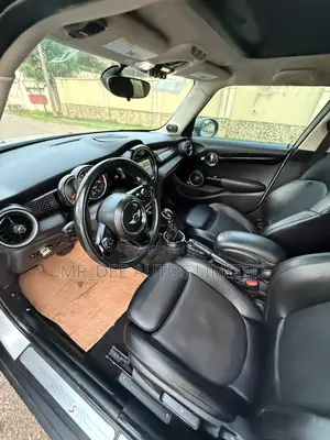 Mini Cooper 2015 White