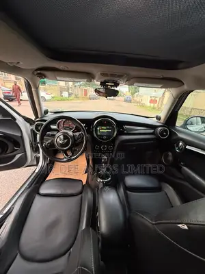 Mini Cooper 2015 White