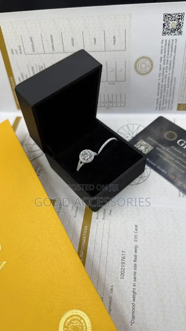 Moissanite Wedding Rings