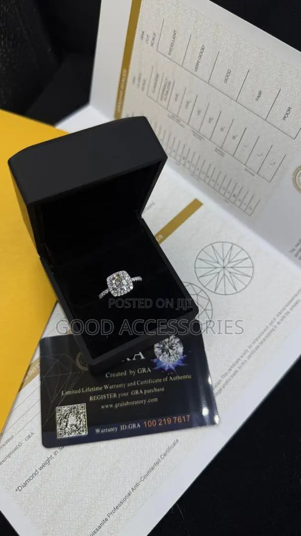 Moissanite Wedding Rings