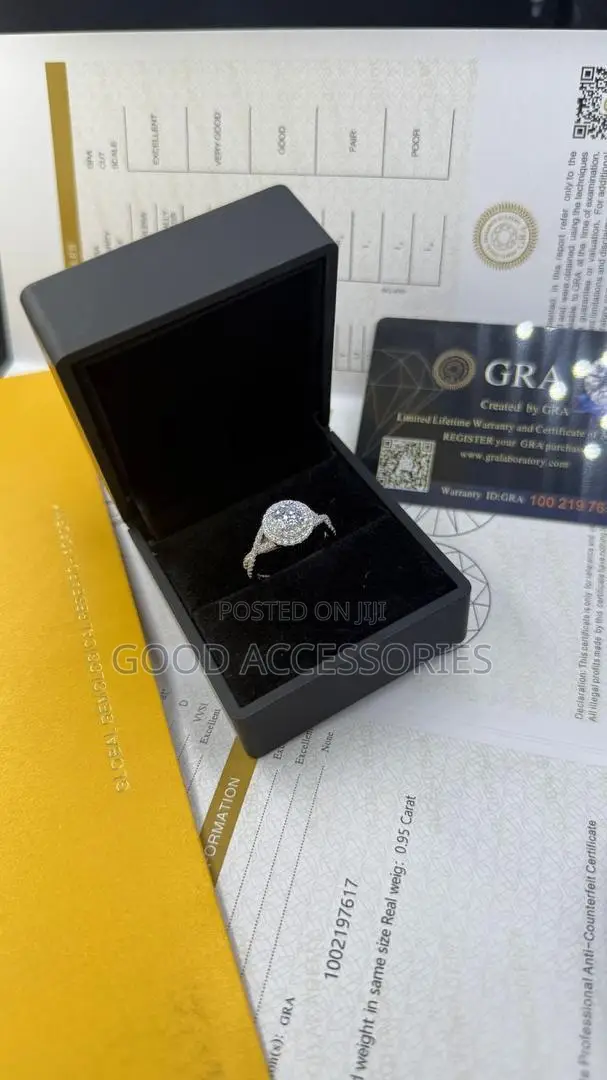 Moissanite Wedding Rings