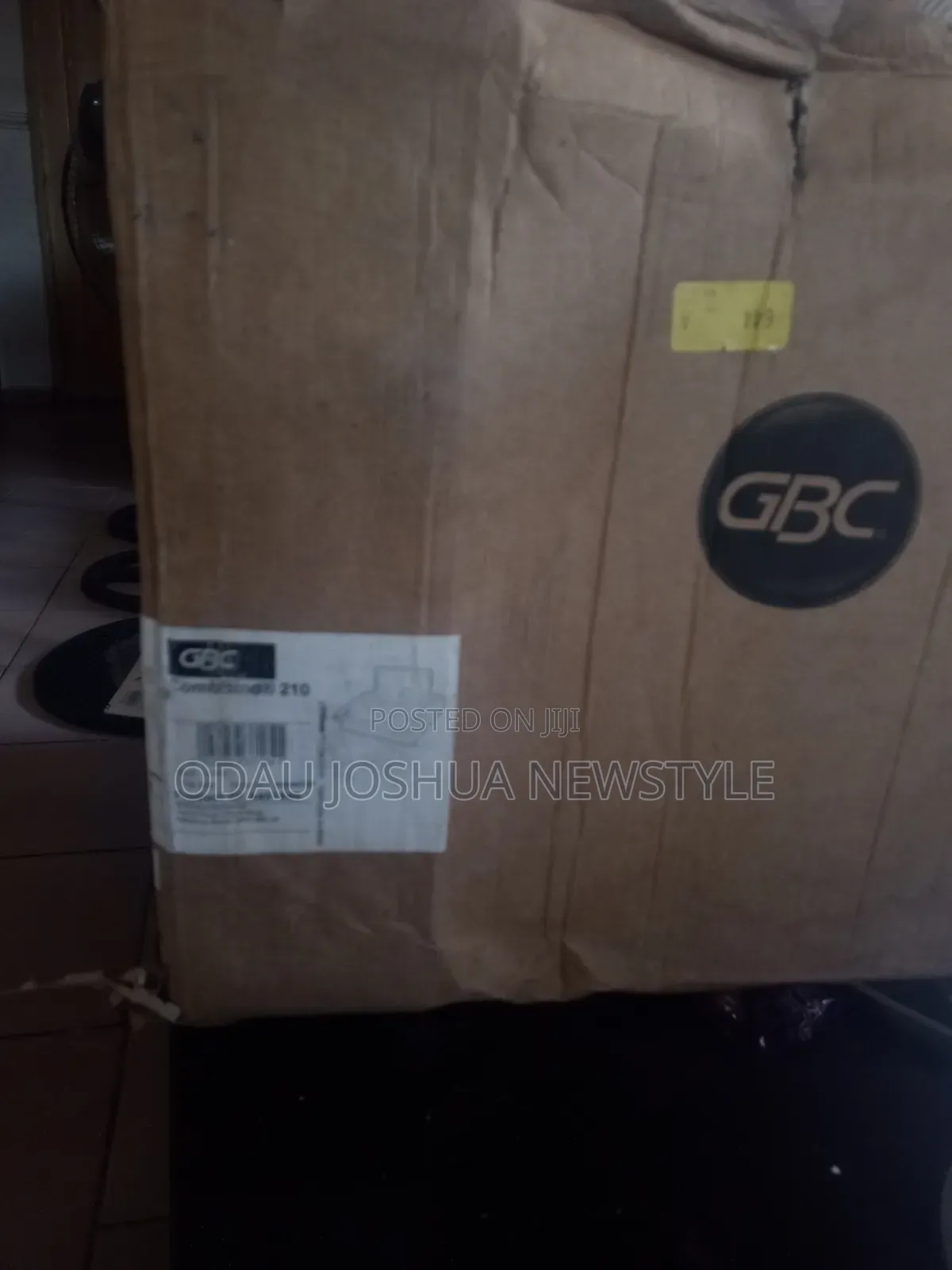 GBC Combbind C210 Binding Machine