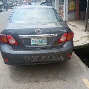 Toyota Corolla 2010 Gray