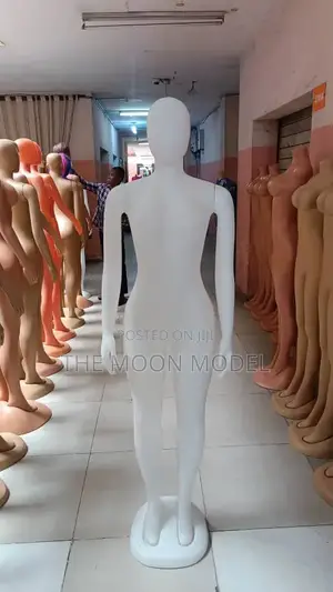White Dummy Mannequin
