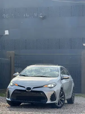 Toyota Corolla 2017 Silver
