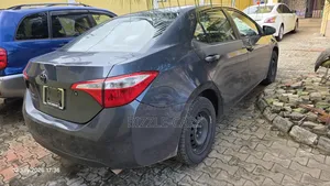 Toyota Corolla 2015 Gray