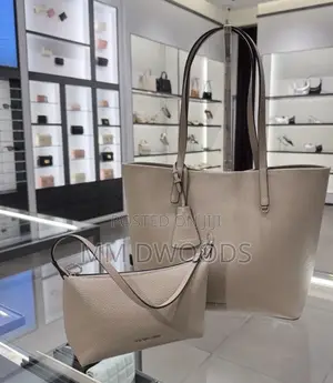 Classe Style Tote Bag