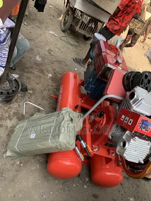 Double Tank Air Compressor With Engine