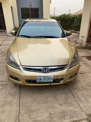Honda Accord Automatic 2005 Gold