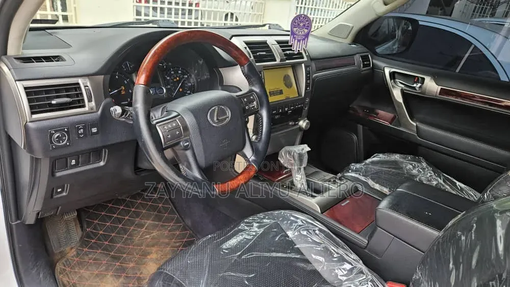 Lexus GX 2012 White