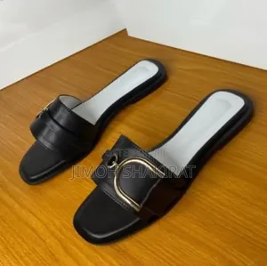 Krejis Brand Deals With Footwear